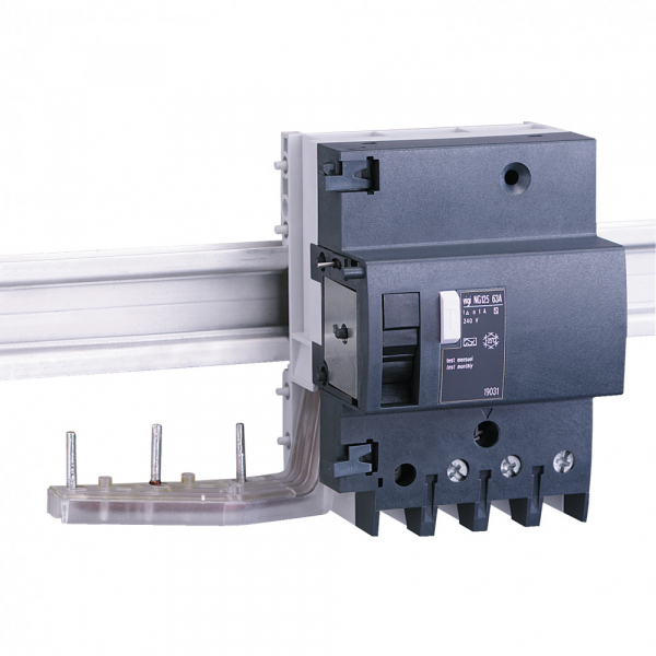 Schneider Electric Acti 9 Vigi NG125 Блок дифференциальной защиты 3P 63A 30МА AC