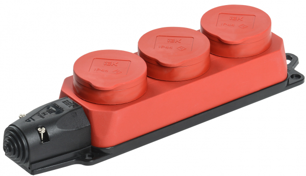 IEK OMEGA РБ33-1-0м Розетка трехместная IP44 красная