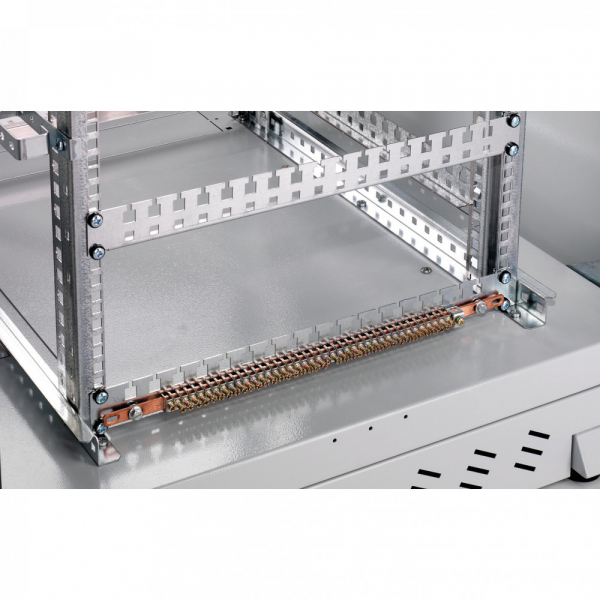 Schneider Electric Actassi Шина заземления 19" медная, винт.зажимы