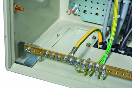 Schneider Electric Кронштейны для коллектора заземления