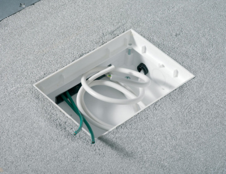 Schneider Electric OptiLine 45 Коробка установочная выс.75-95 для люка 199х199